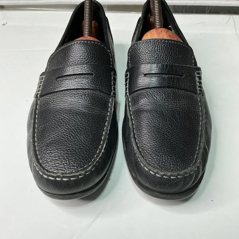 Clarks Black Leather Men's Moccasin Loafers Size 10 Comfortable Slip-On Casual
